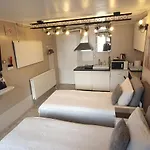 Savas 1 Mini And Parking Nyaraló 4*